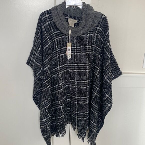 NWT! Charlie Paige Women’s Poncho Cowl Neck Soft Black Gray One Size - Picture 2 of 10